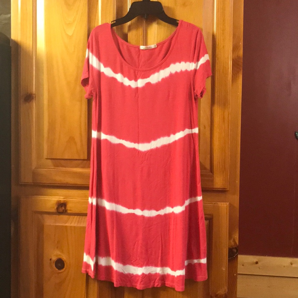 Short sleeve dress size M